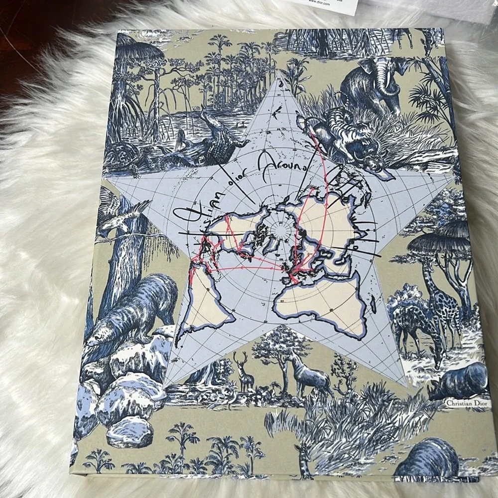 Dior Gift Set Notebook & Pencils Limited Edition Around The World Stationary Set - Picture 10 of 17